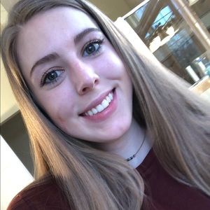 Meet your Posher, Zoe